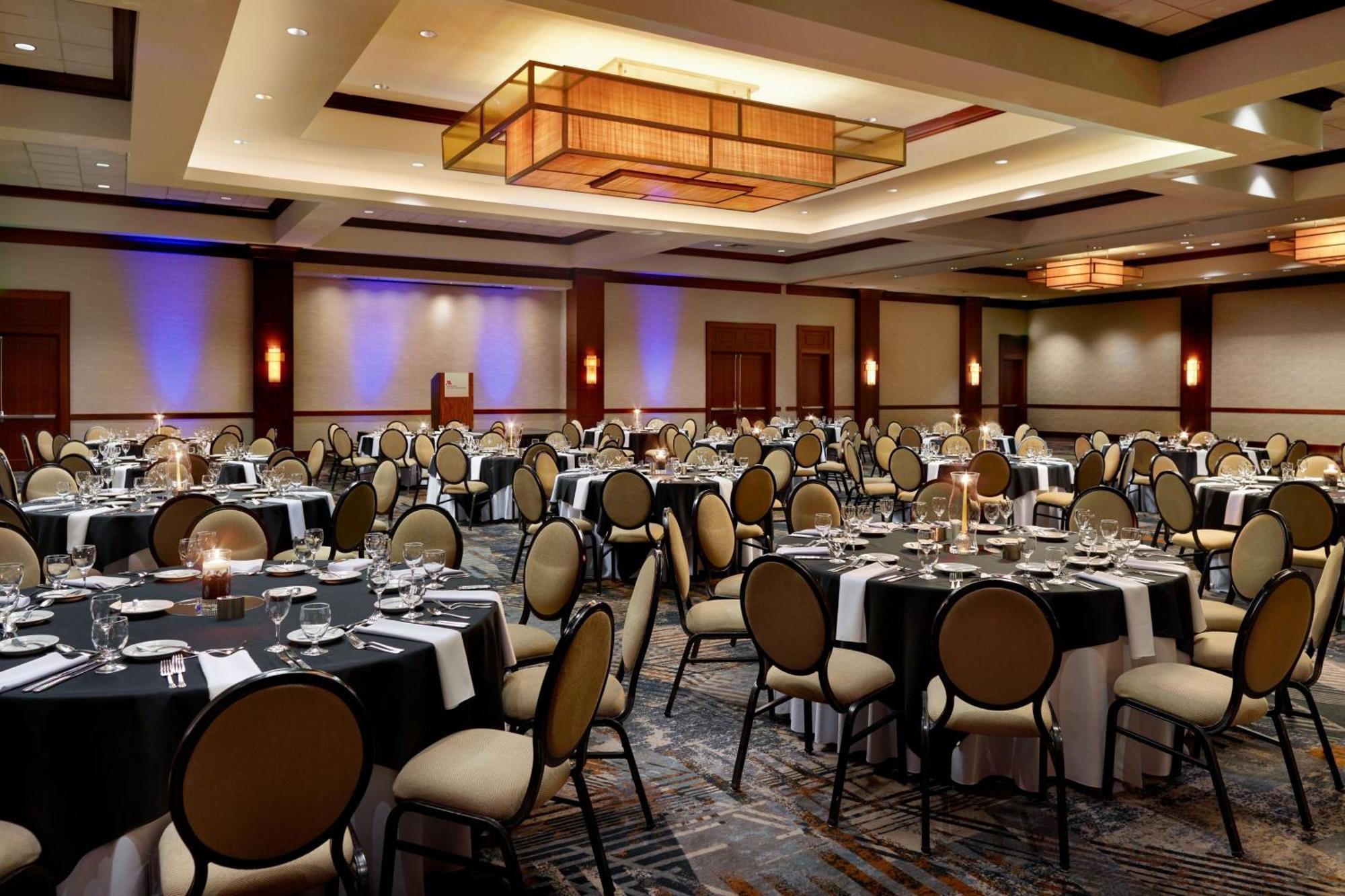 Wyndham Atlanta Buckhead Hotel & Conference Center Екстериор снимка