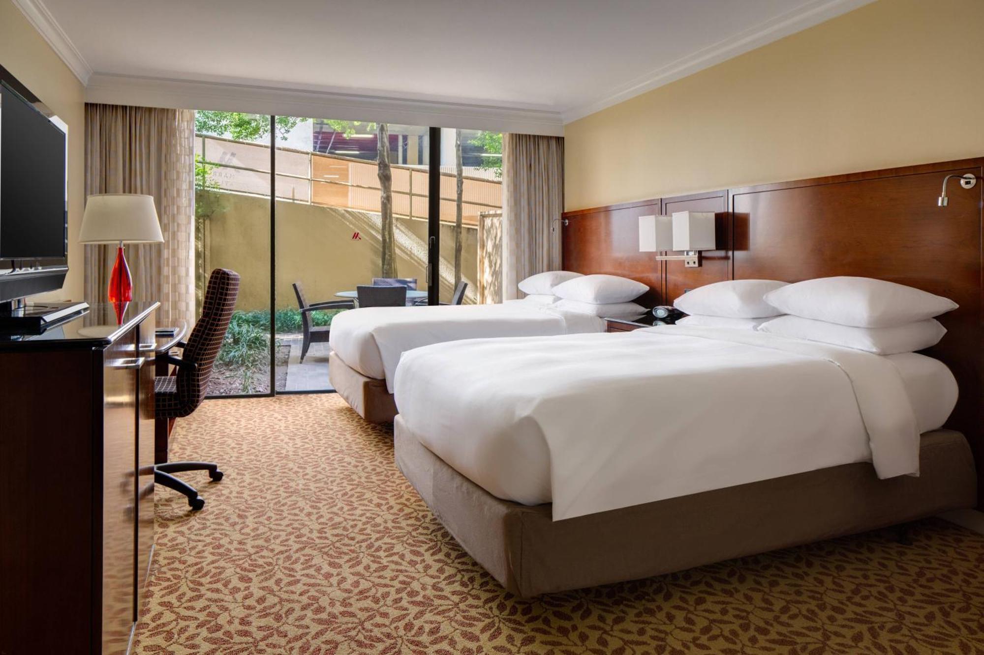 Wyndham Atlanta Buckhead Hotel & Conference Center Екстериор снимка