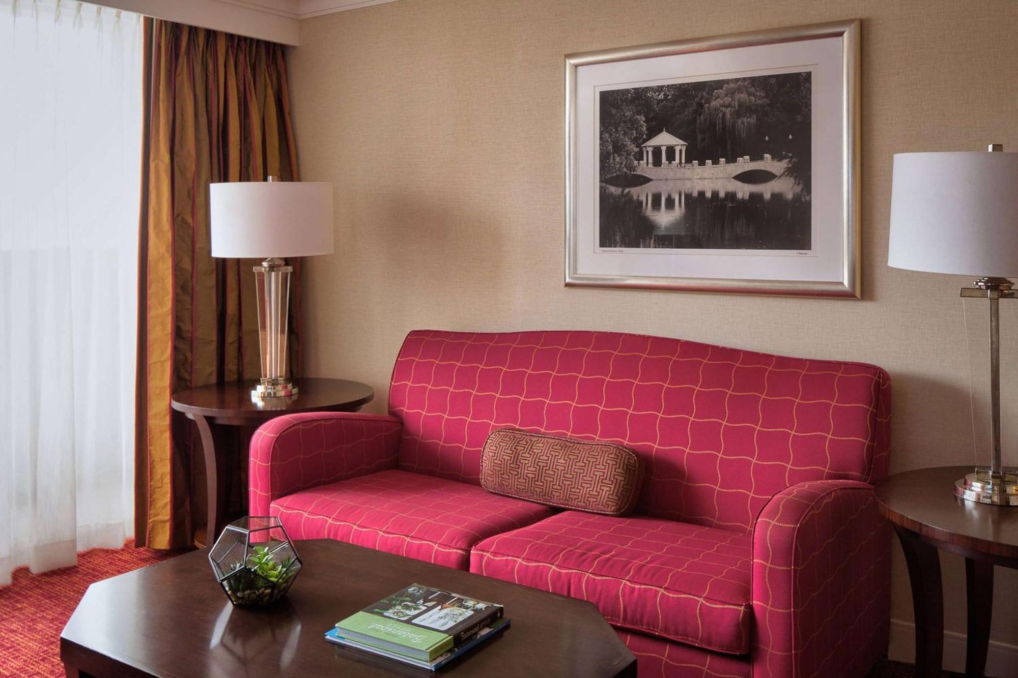 Wyndham Atlanta Buckhead Hotel & Conference Center Екстериор снимка